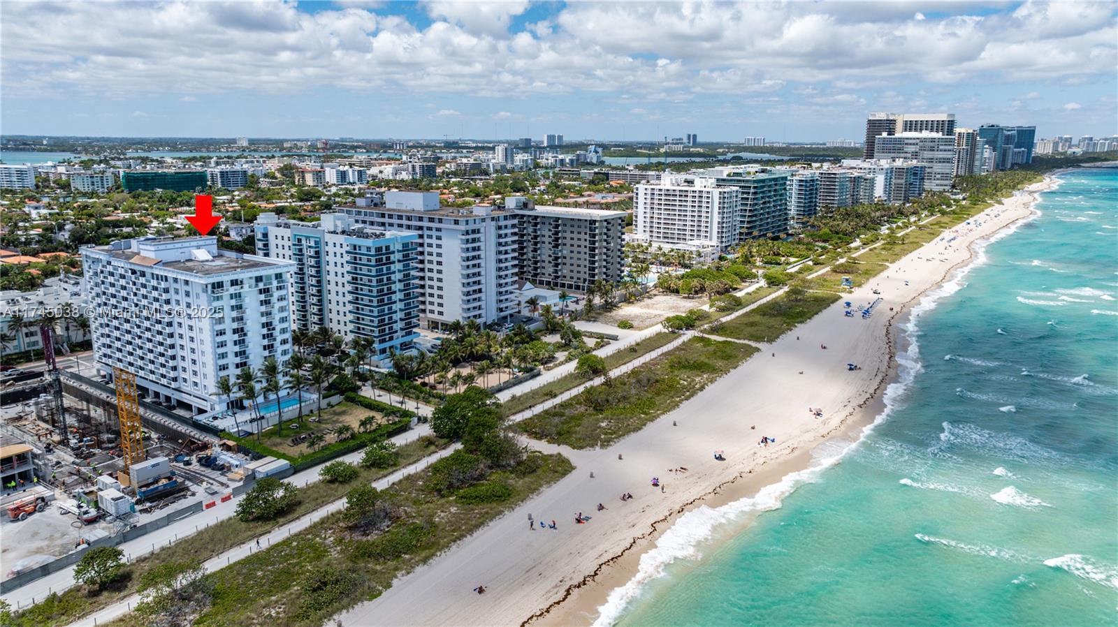 9195 Collins Ave # 903