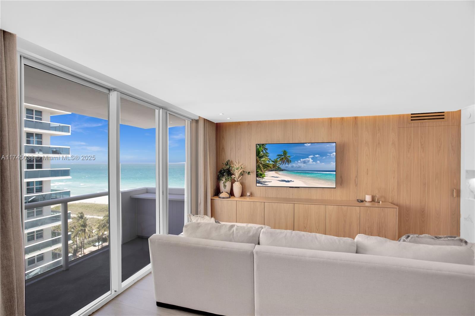 9195 Collins Ave # 903