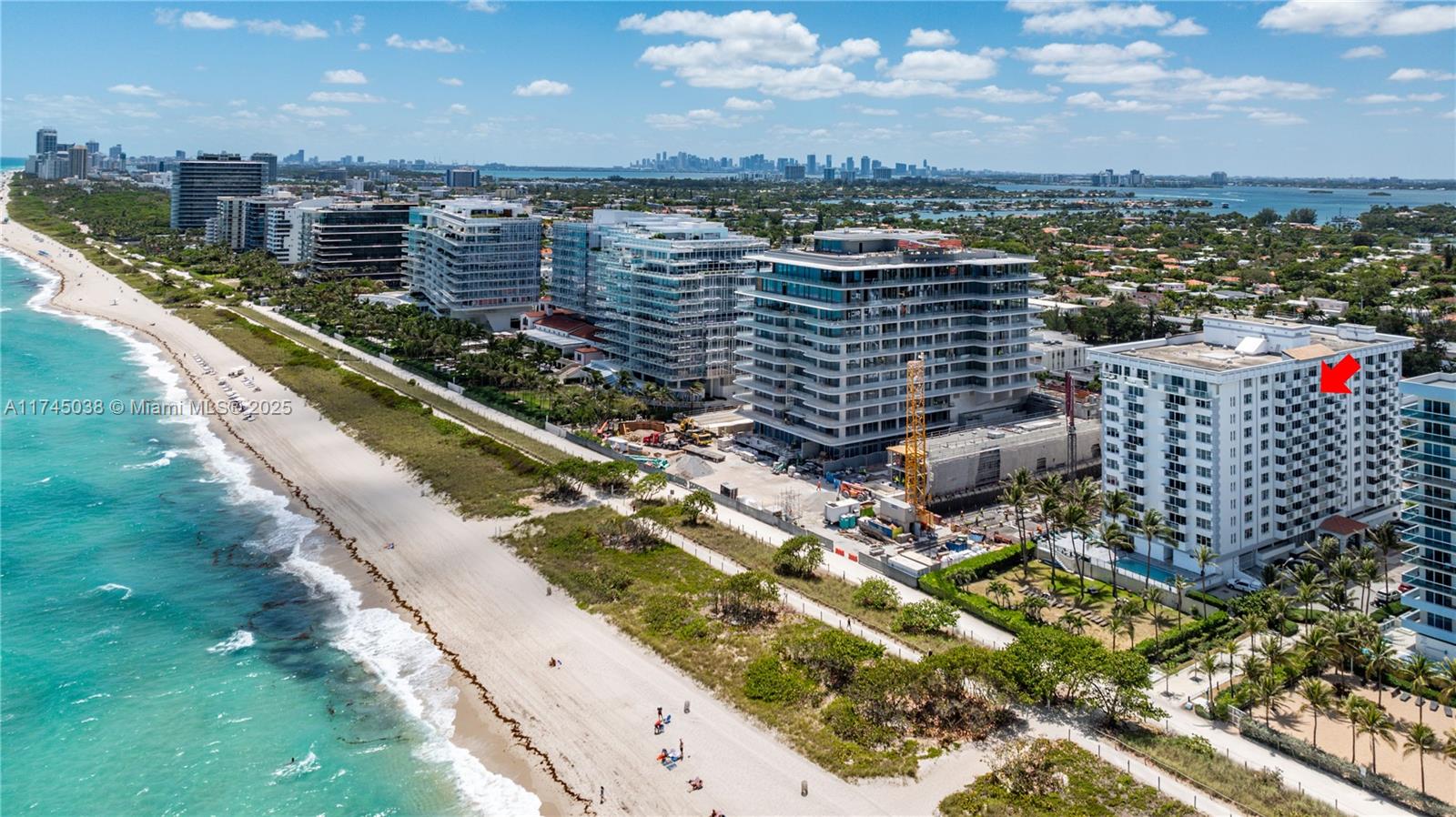 9195 Collins Ave # 903