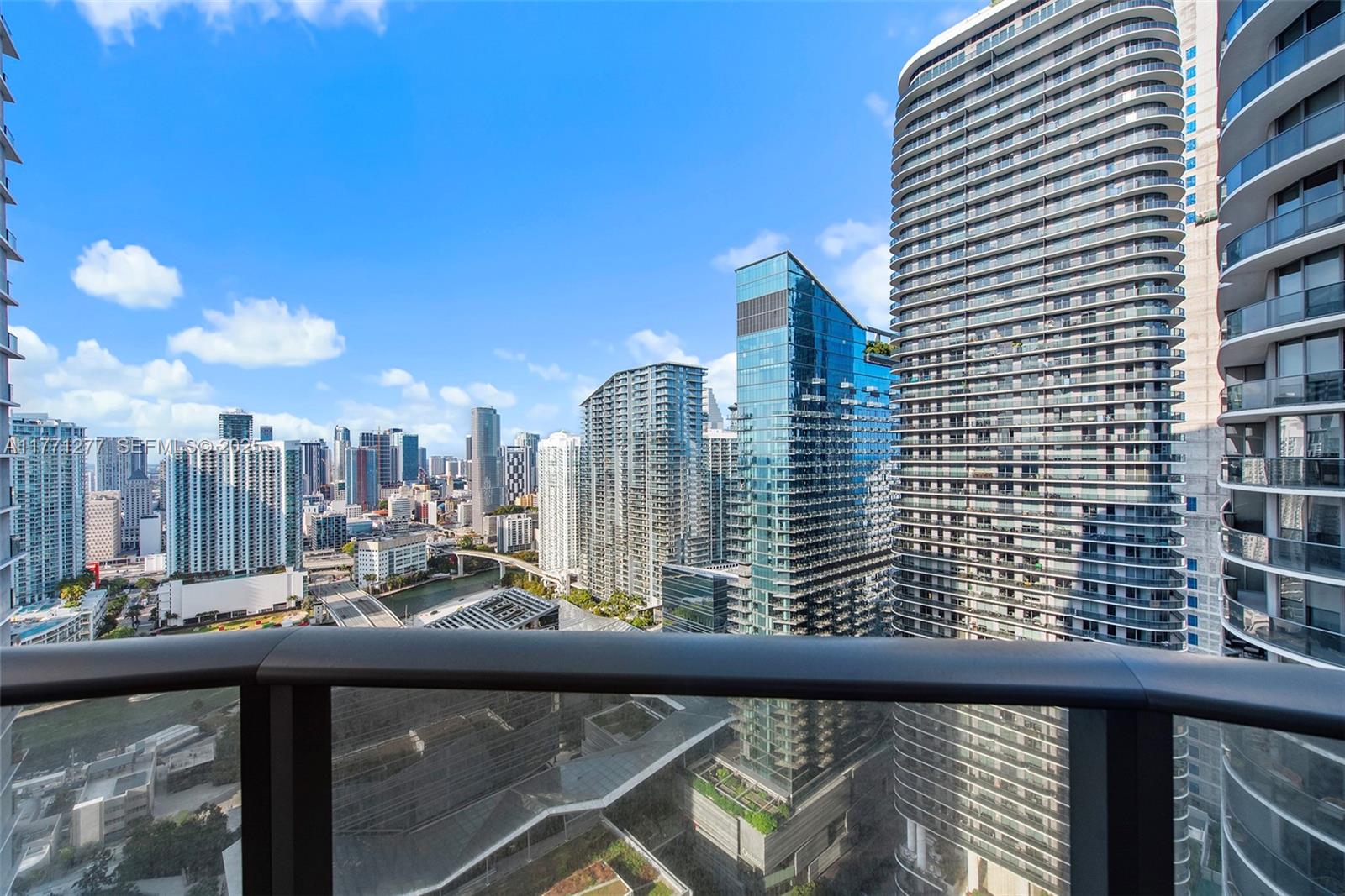 55 SW 9th St # 3601