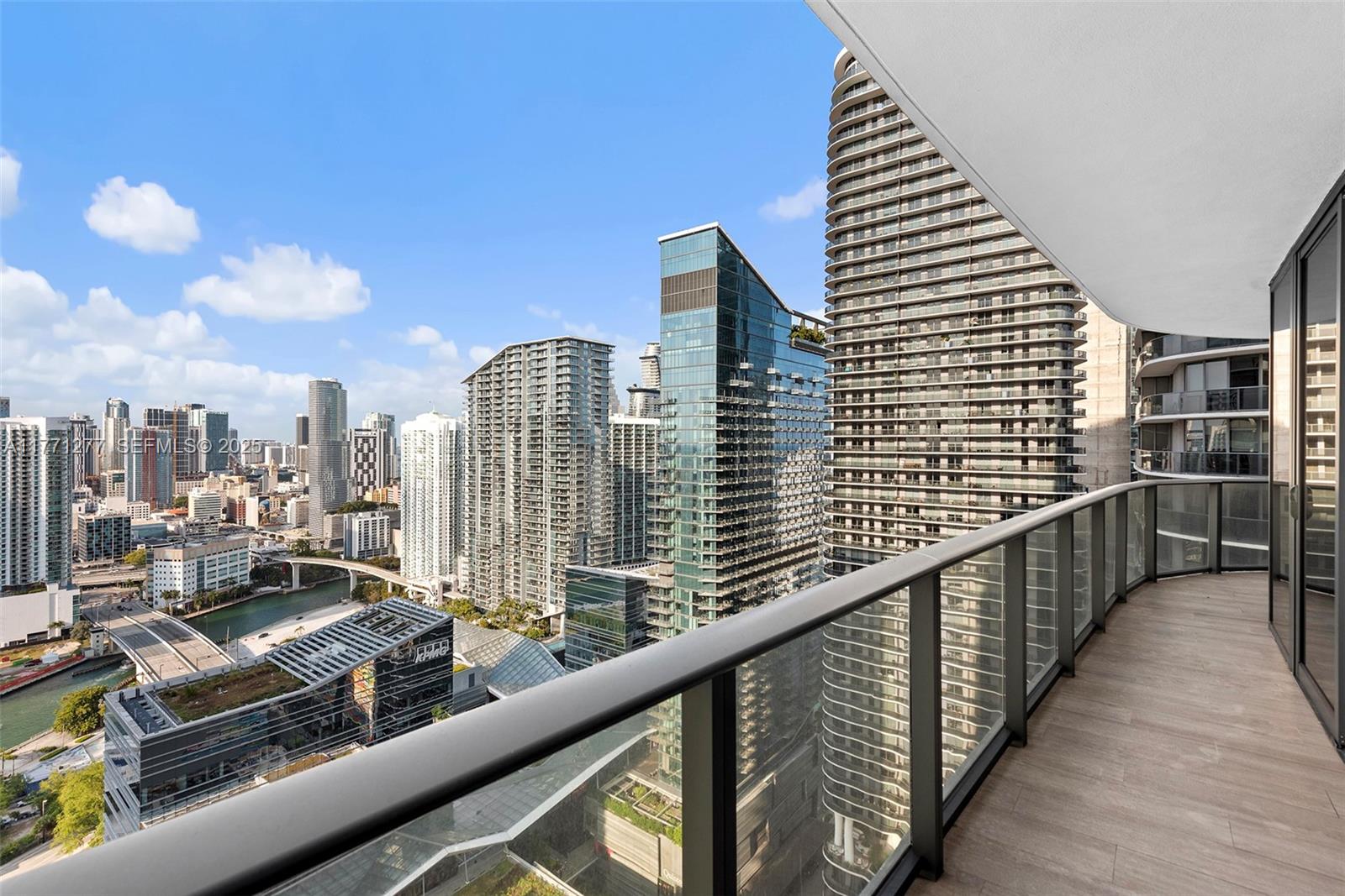 55 SW 9th St # 3601