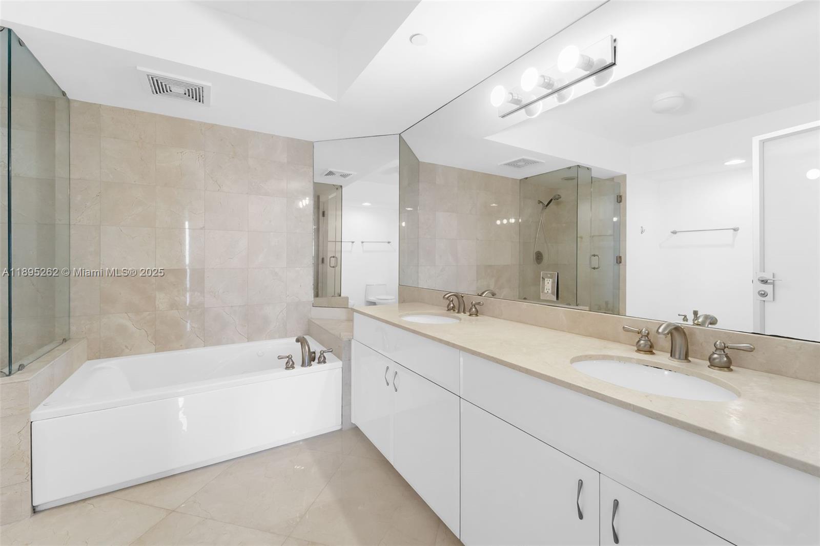 6365 Collins Ave # 4002, Miami Beach Unit: 4002