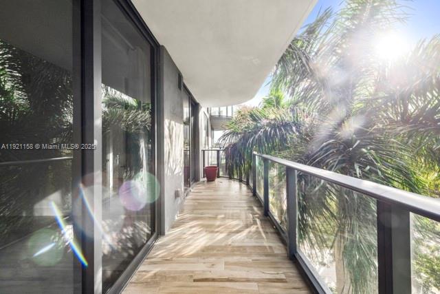 121 NE 34th St # L303