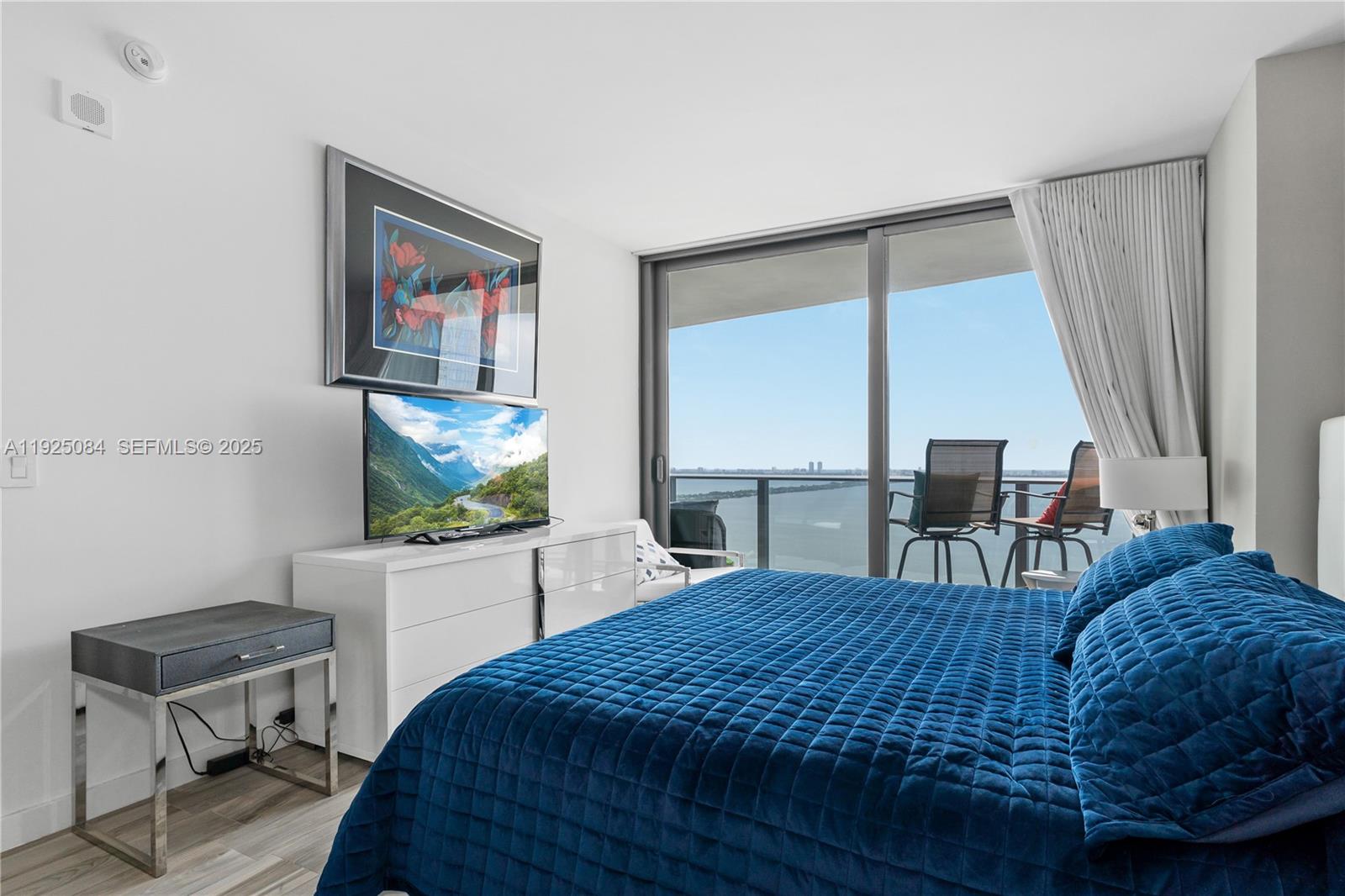 460 NE 28th St # 3106