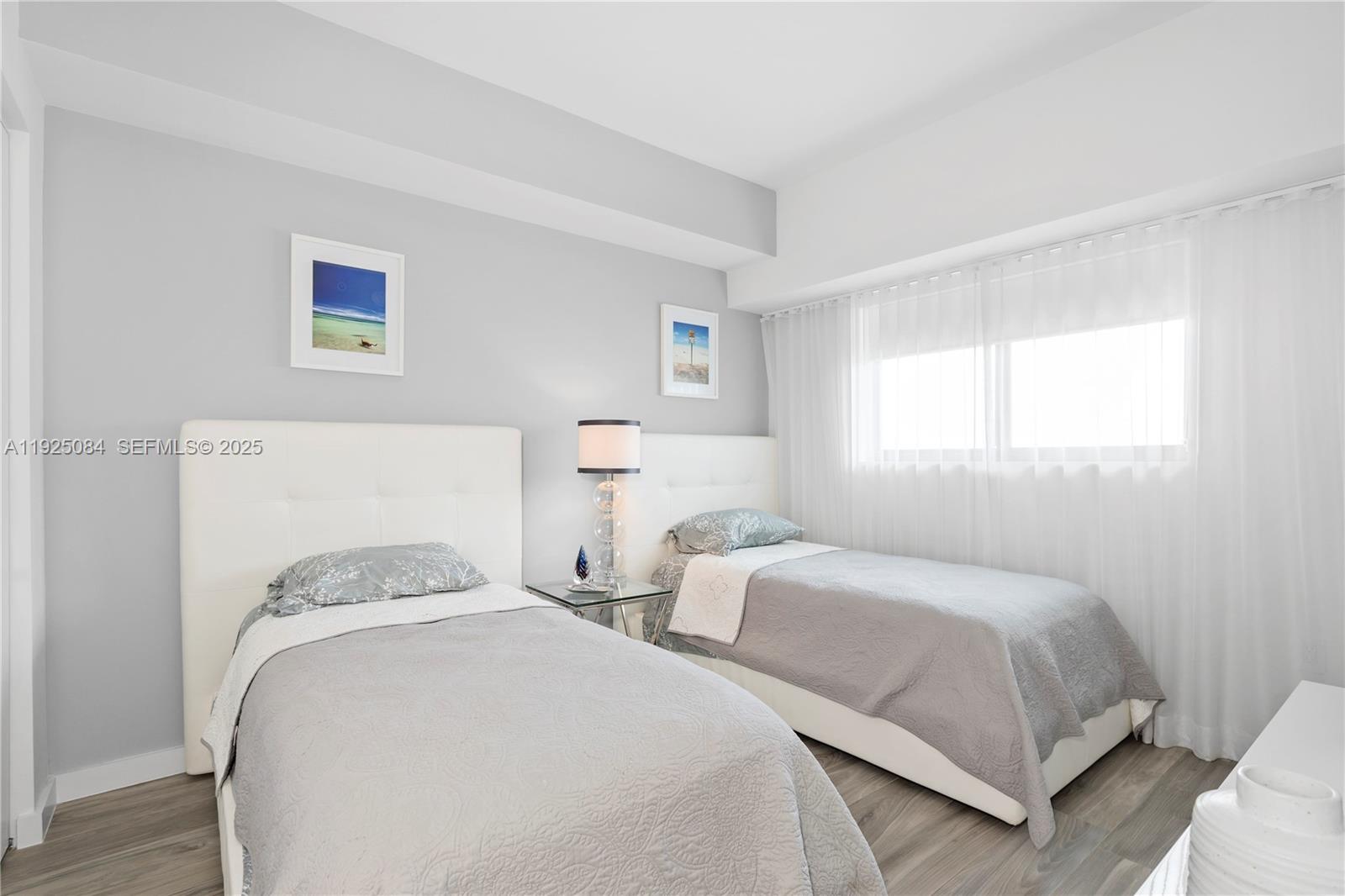 460 NE 28th St # 3106