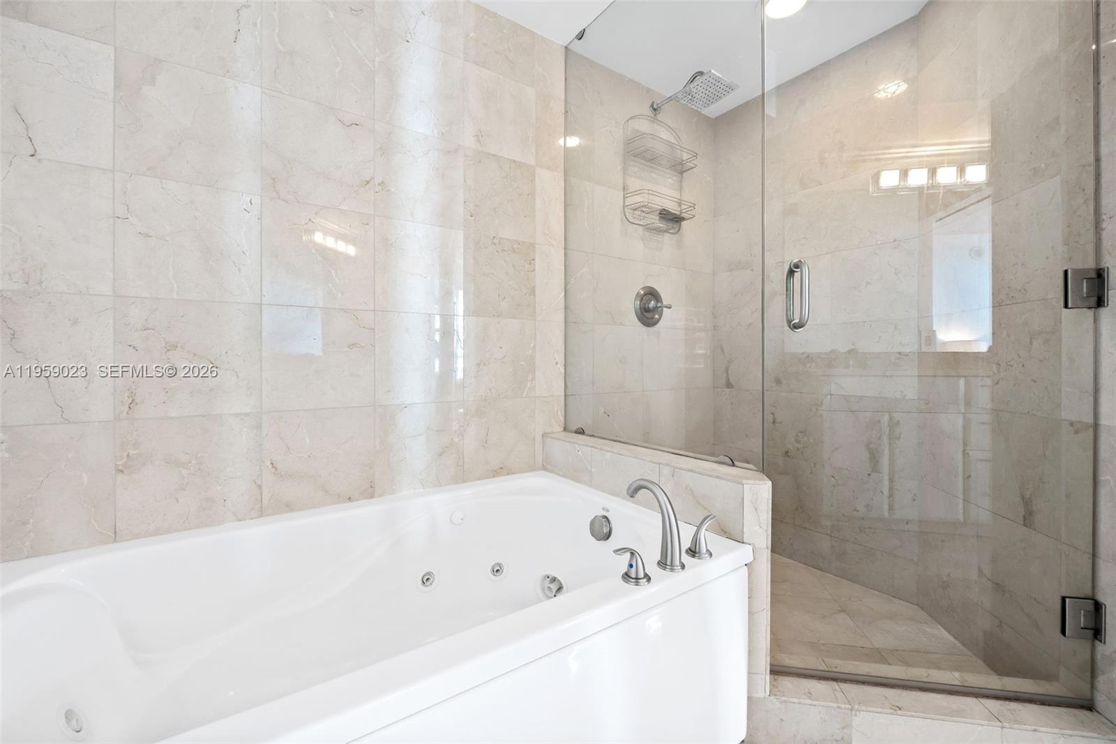 6365 Collins Ave # 1008