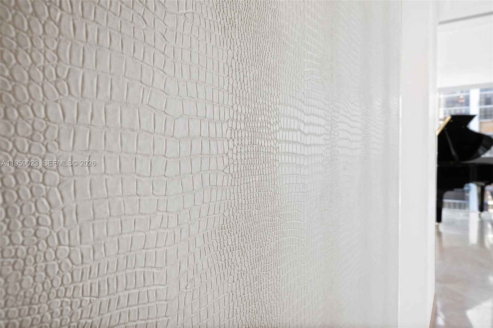 6365 Collins Ave # 1008