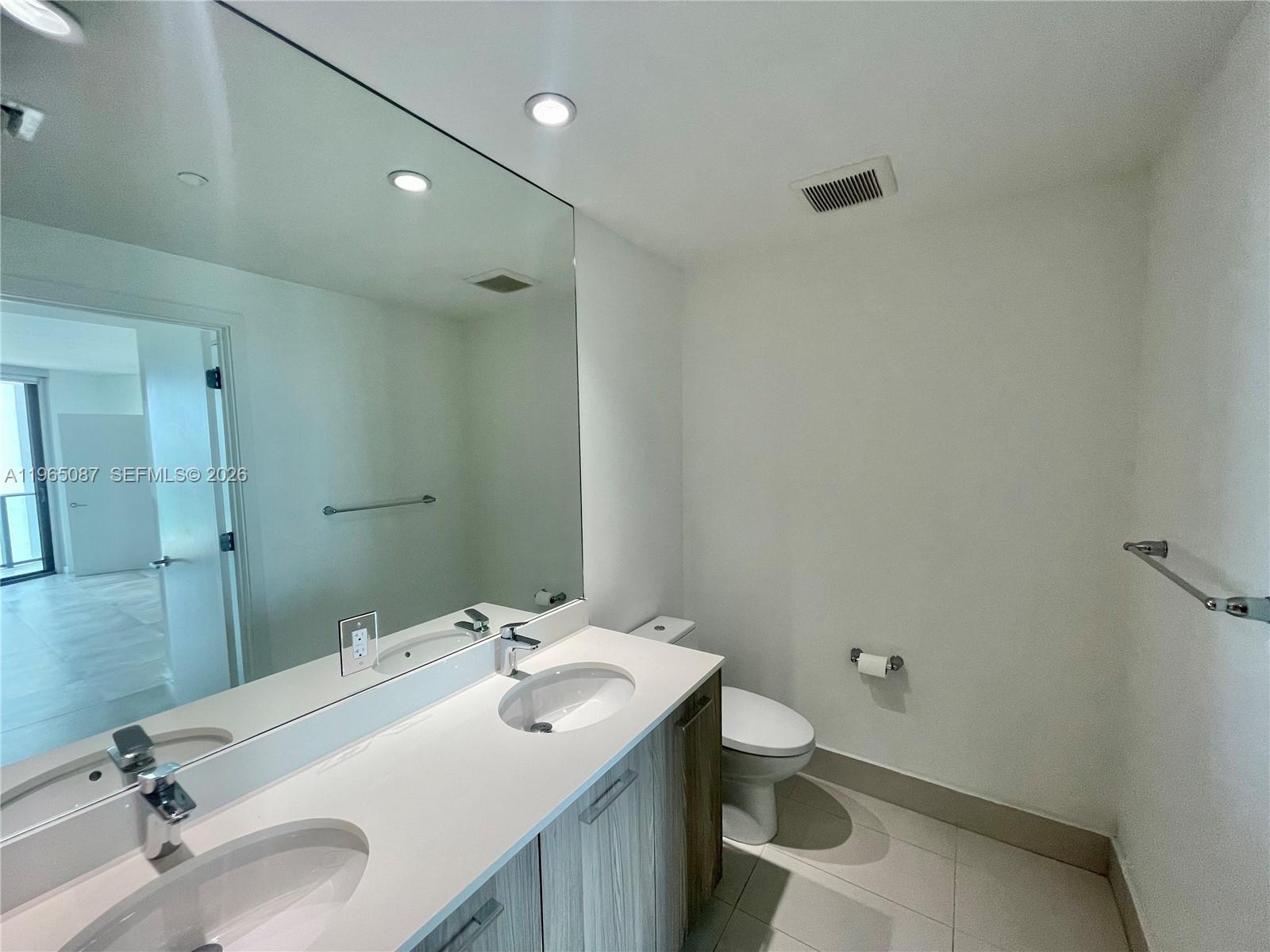 501 NE 31st St # 3007