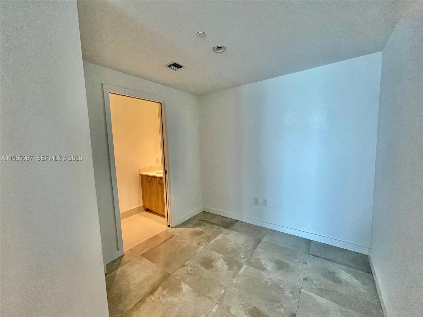 501 NE 31st St # 3007