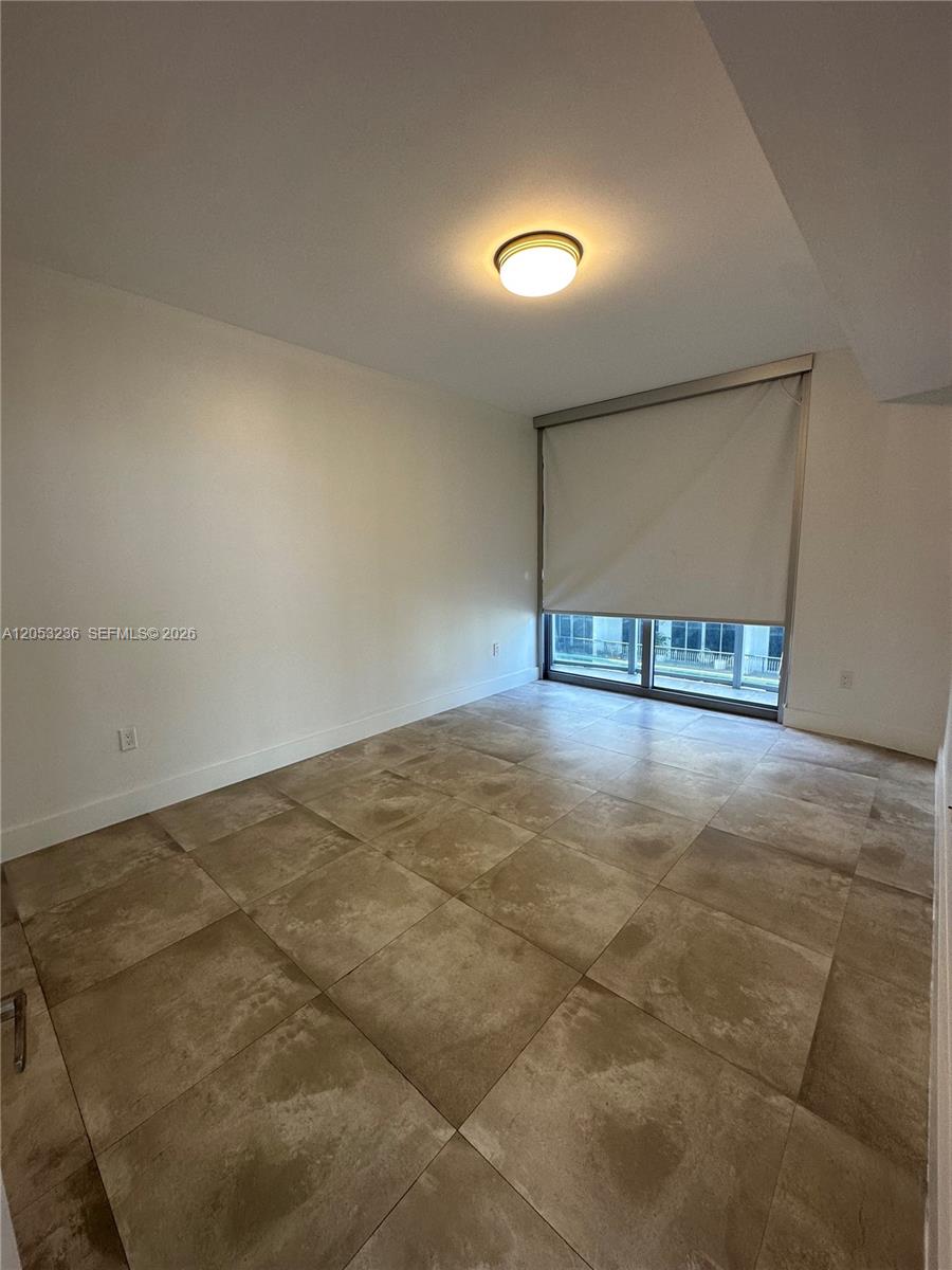 488 NE 18th St # 3500