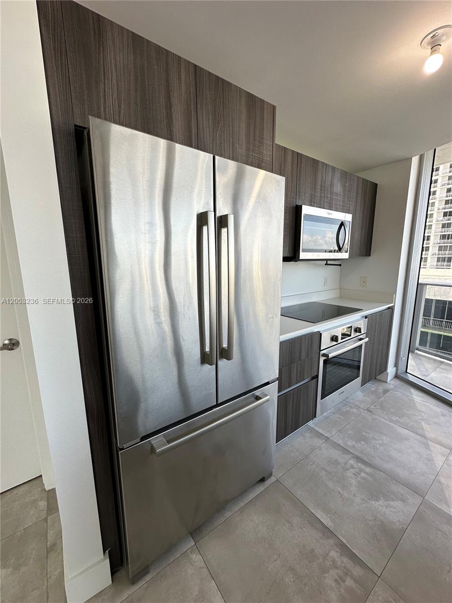488 NE 18th St # 3500