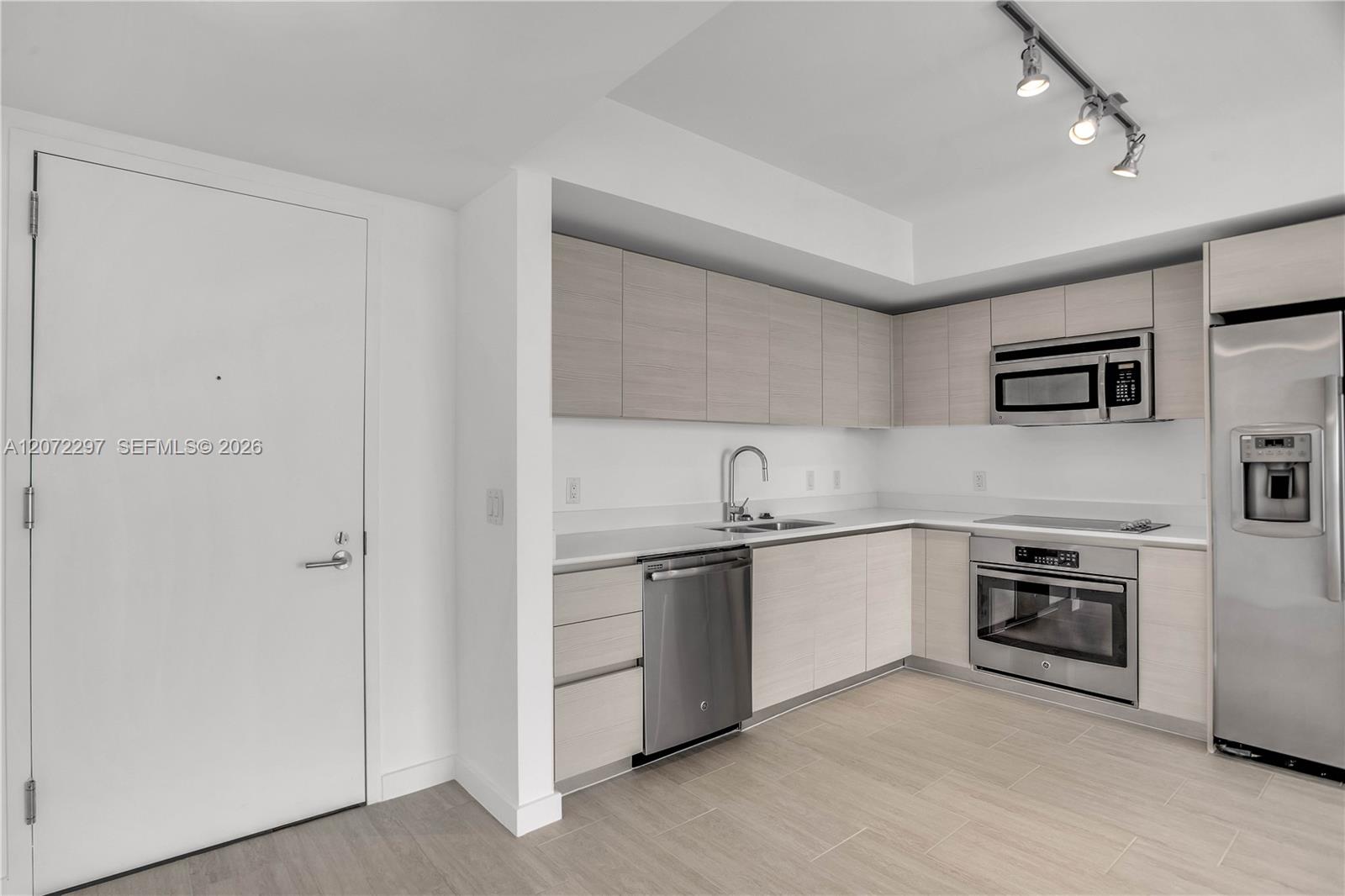 4250 Biscayne Blvd # 1511