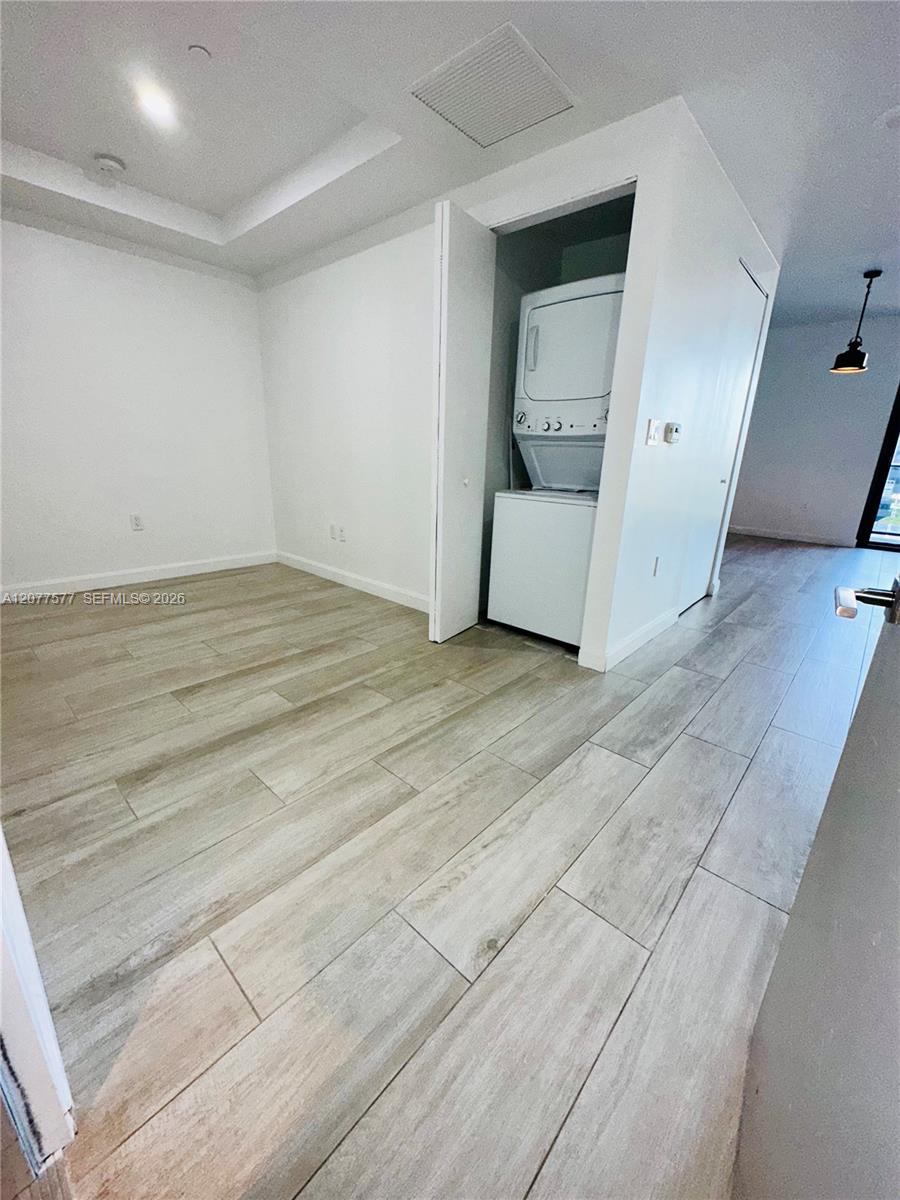 45 SW 9th St # 1202