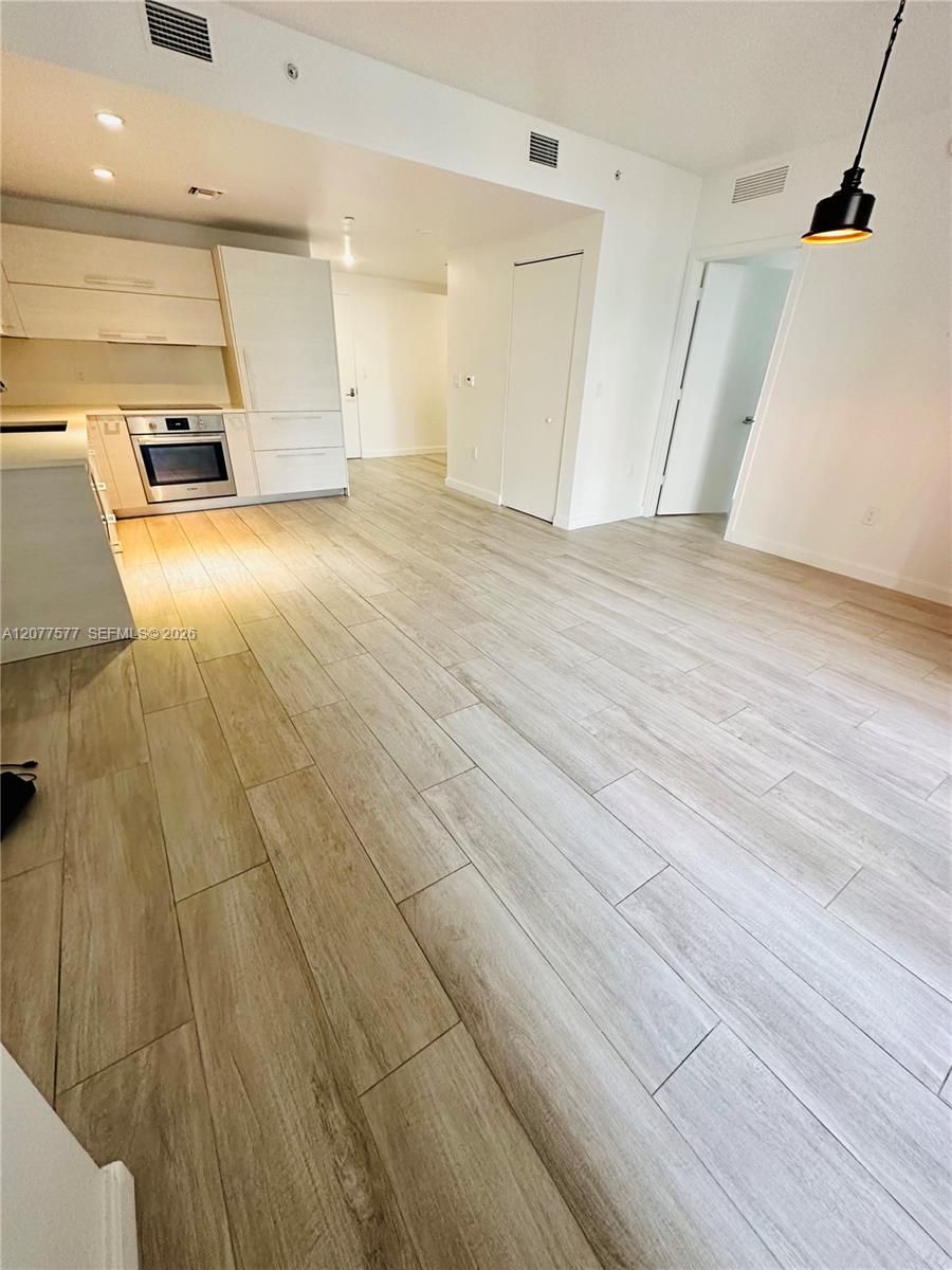 45 SW 9th St # 1202