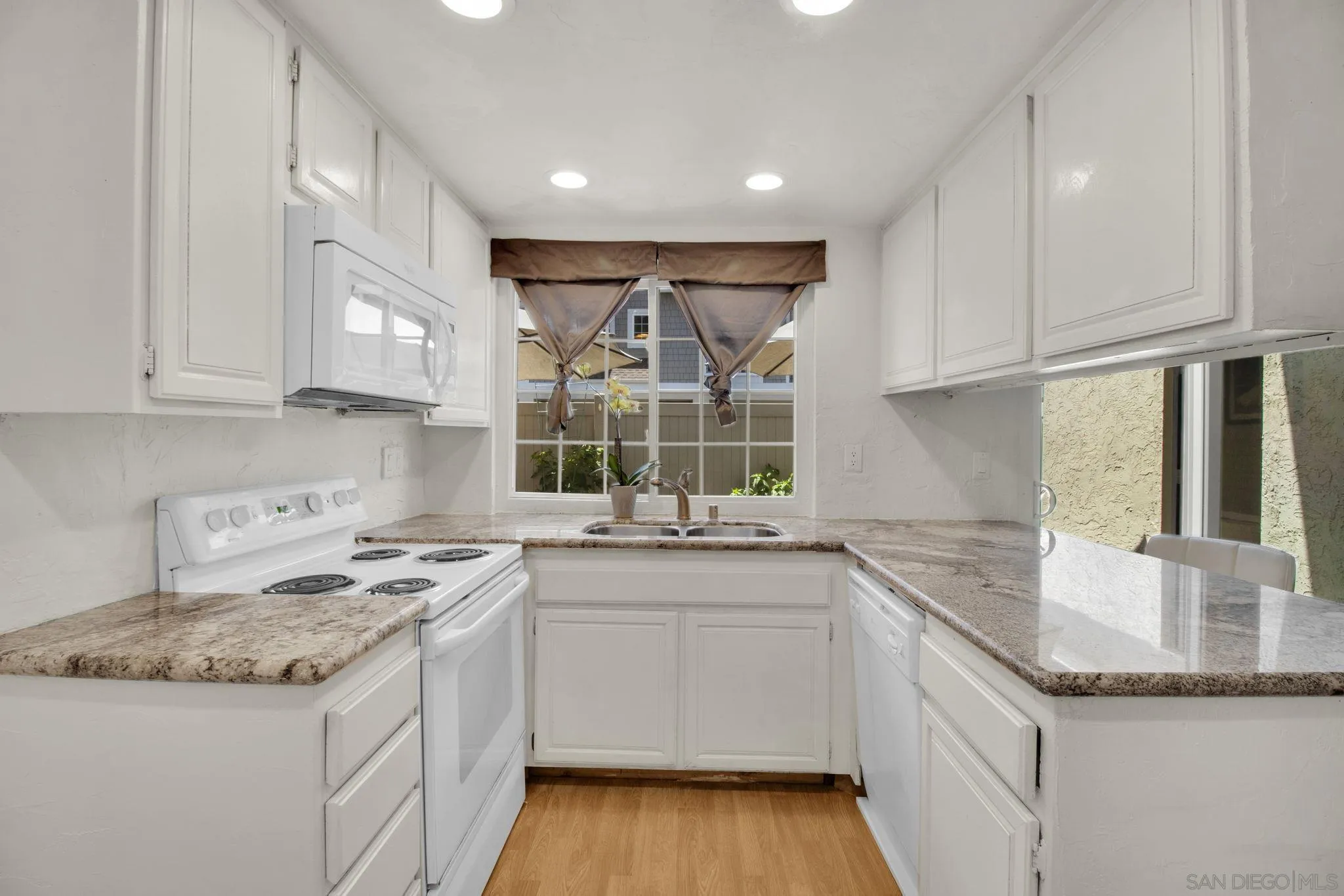3787 Balboa Unit C