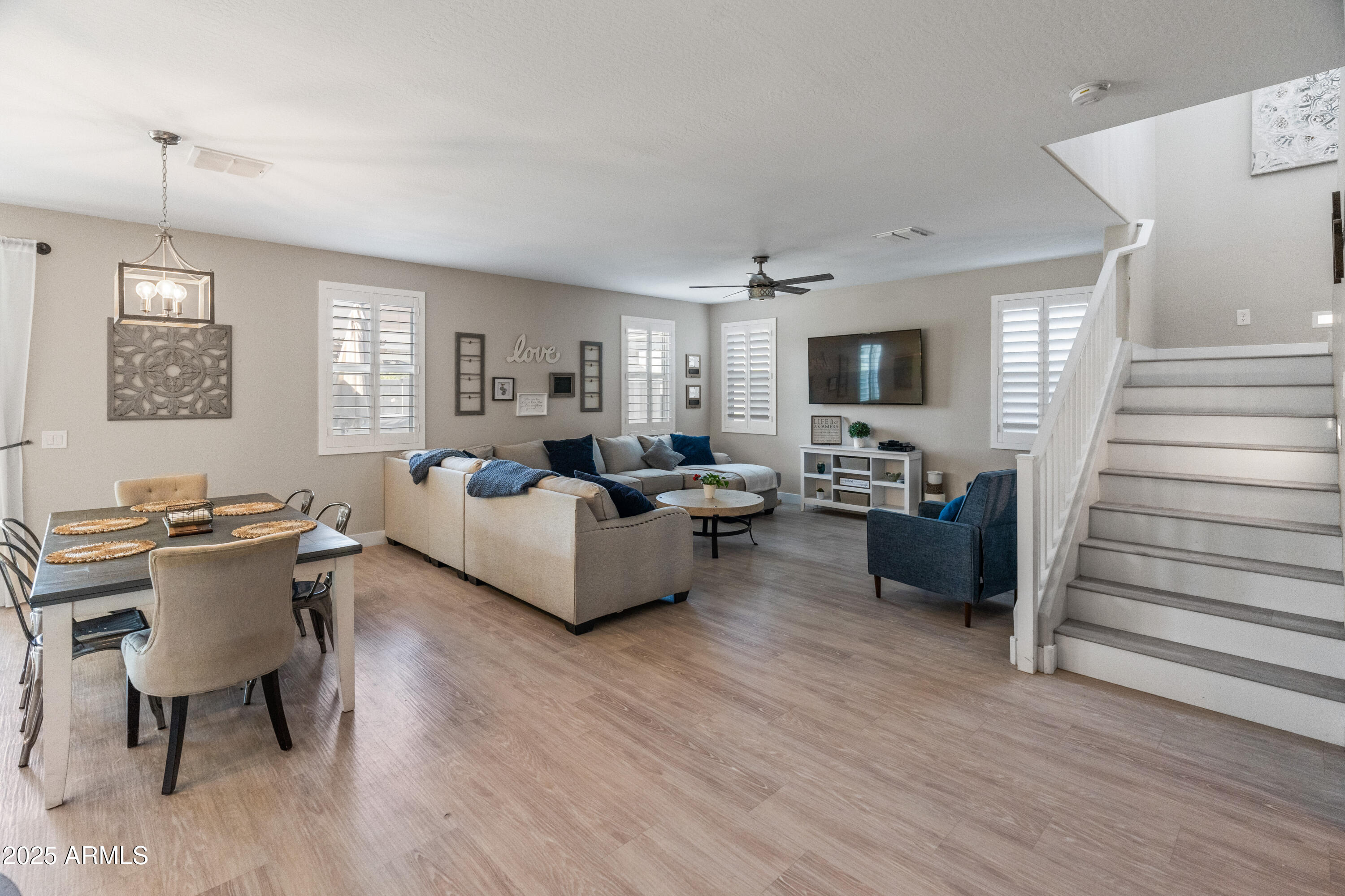 12236 W COUNTRY CLUB Court