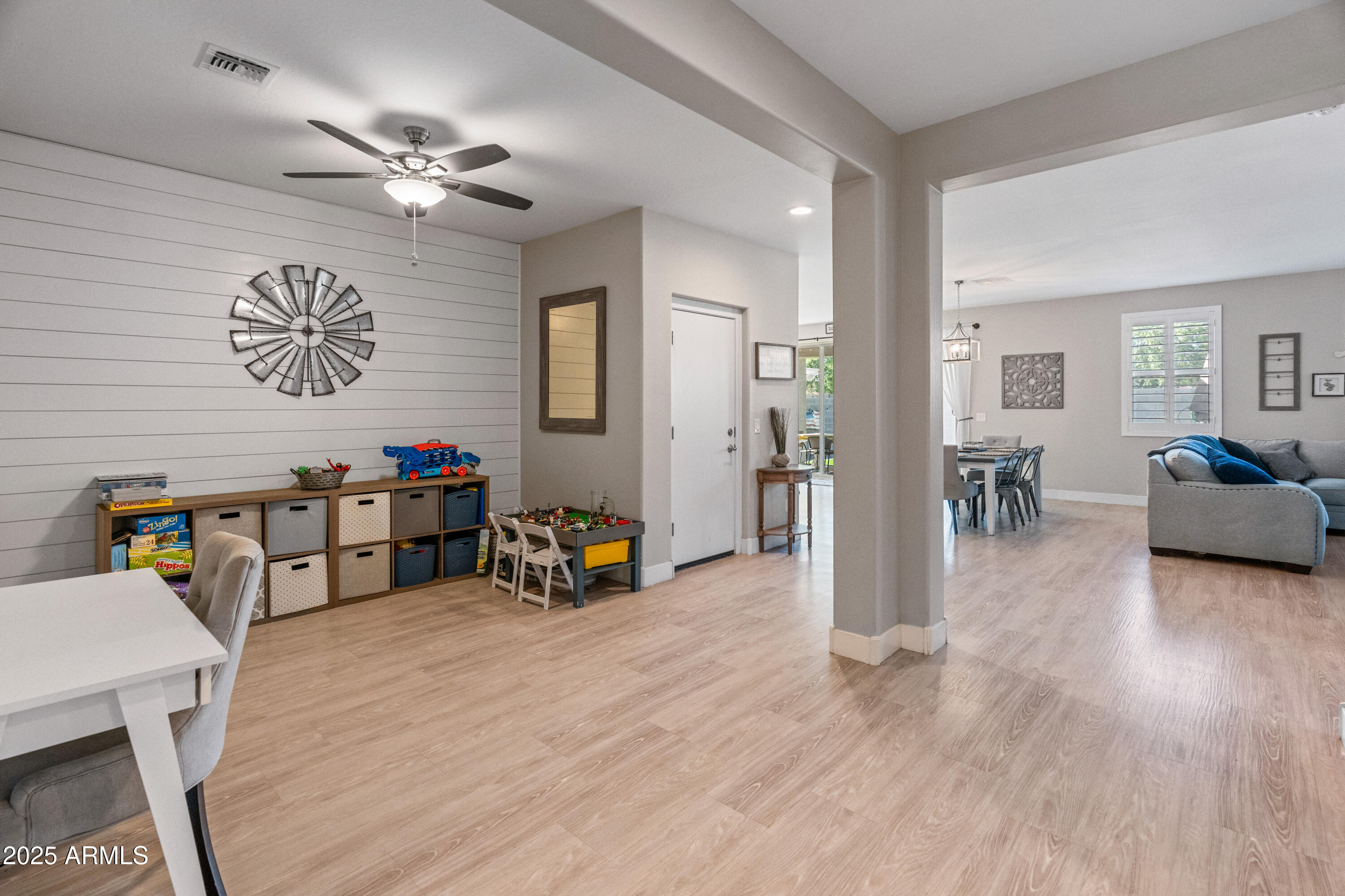 12236 W COUNTRY CLUB Court