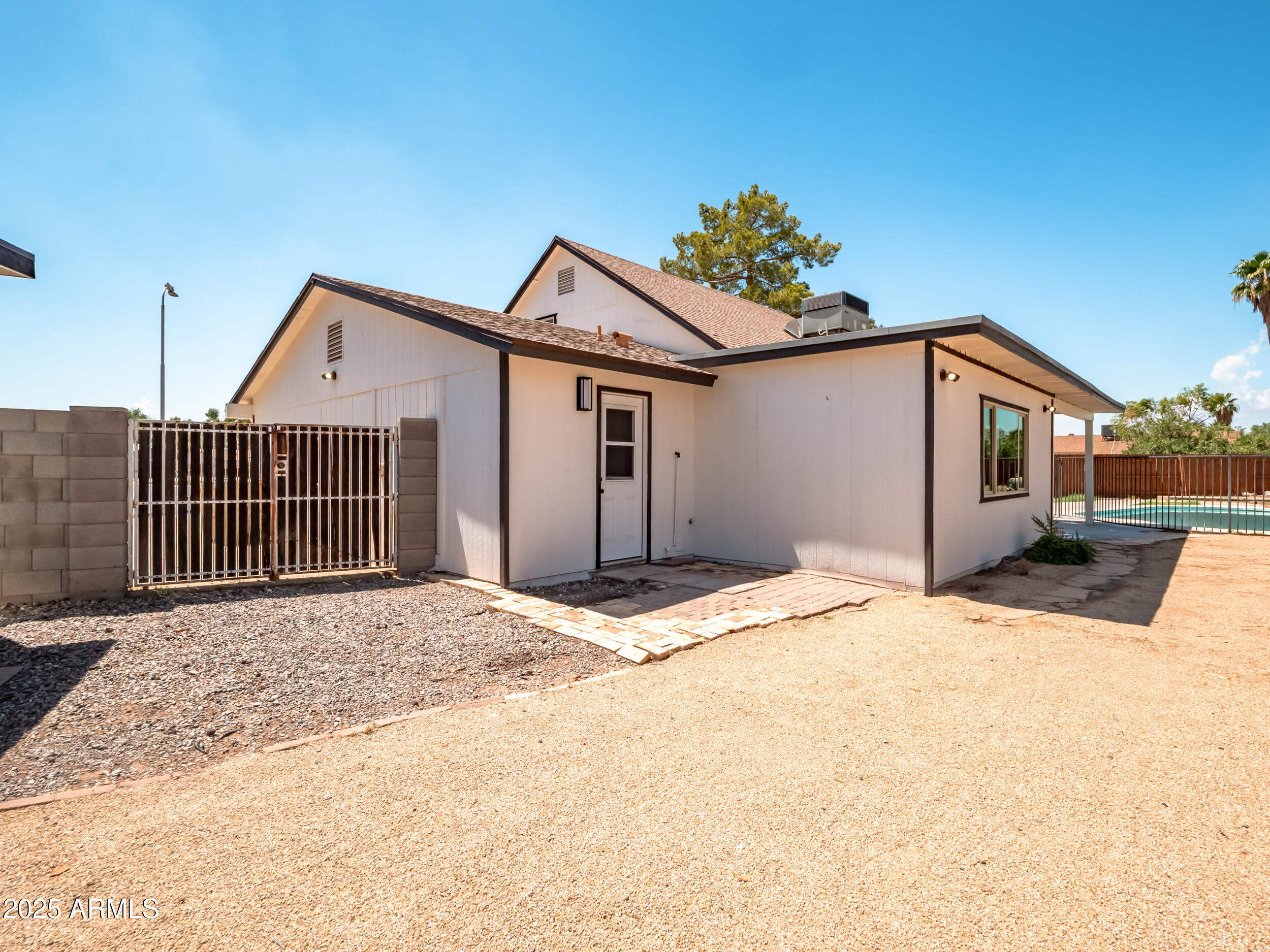9459 N 64TH Drive