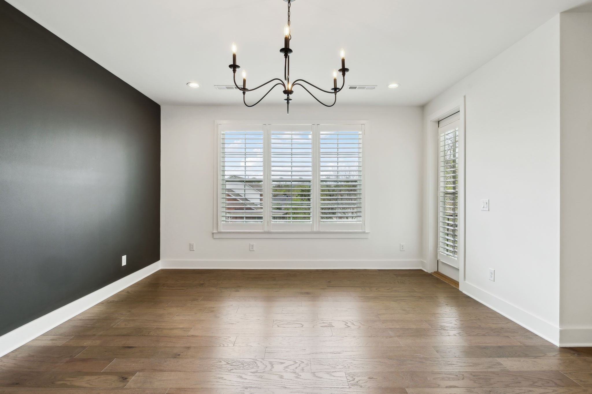 112 Shadow Springs Dr