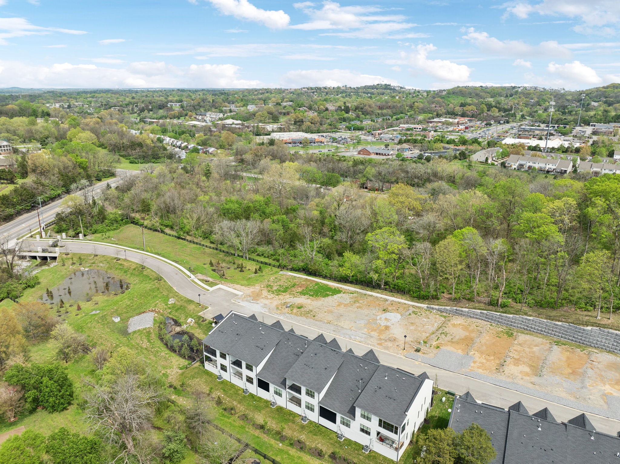 112 Shadow Springs Dr