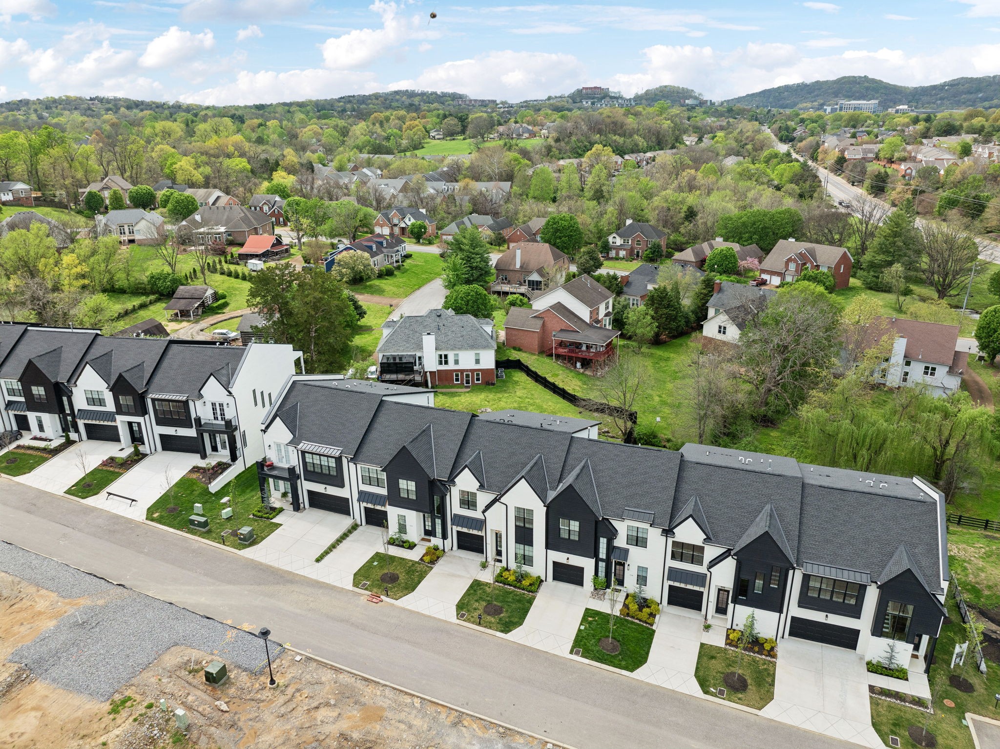 112 Shadow Springs Dr