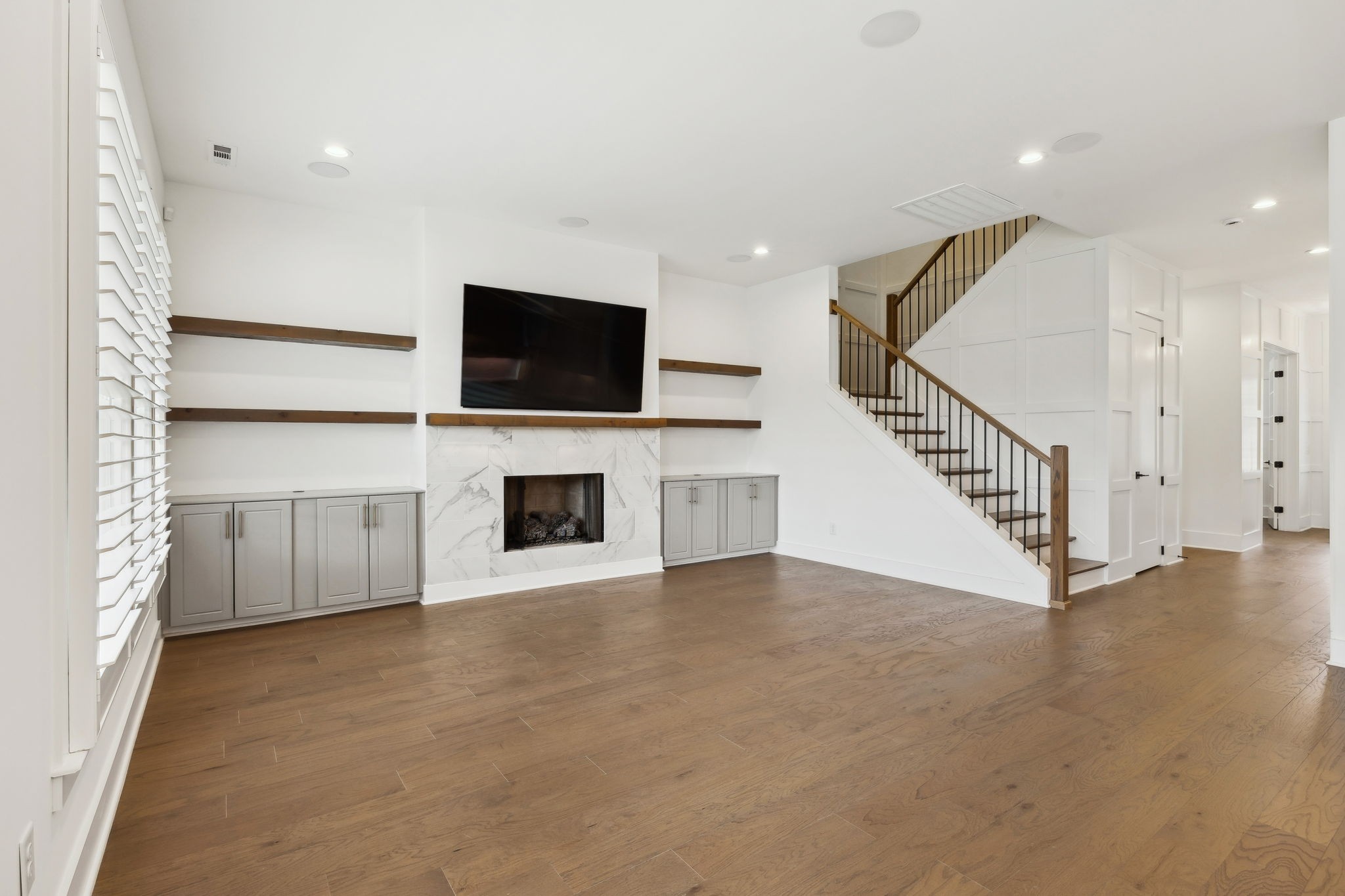 112 Shadow Springs Dr