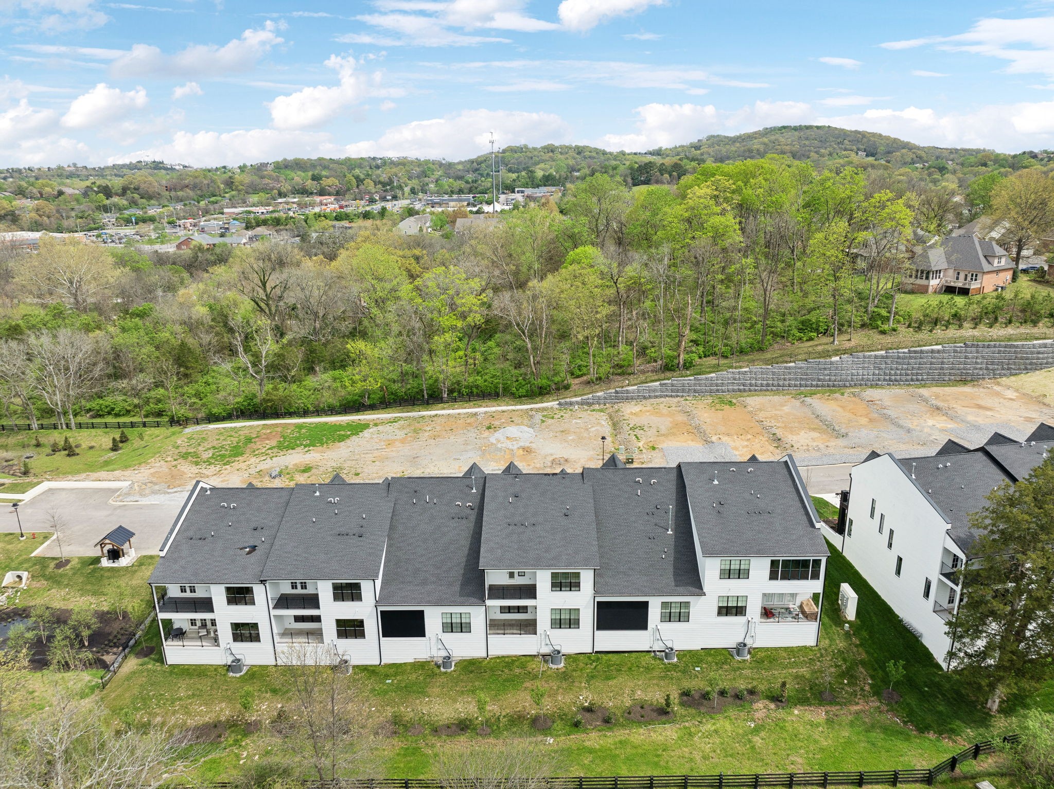 112 Shadow Springs Dr
