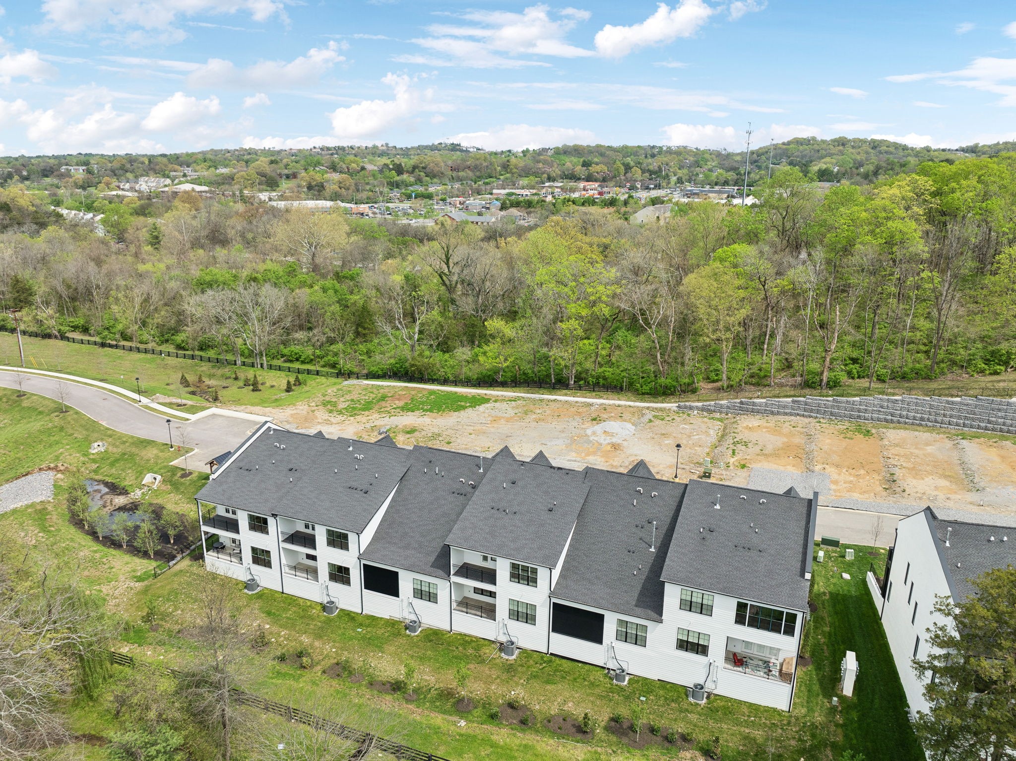 112 Shadow Springs Dr