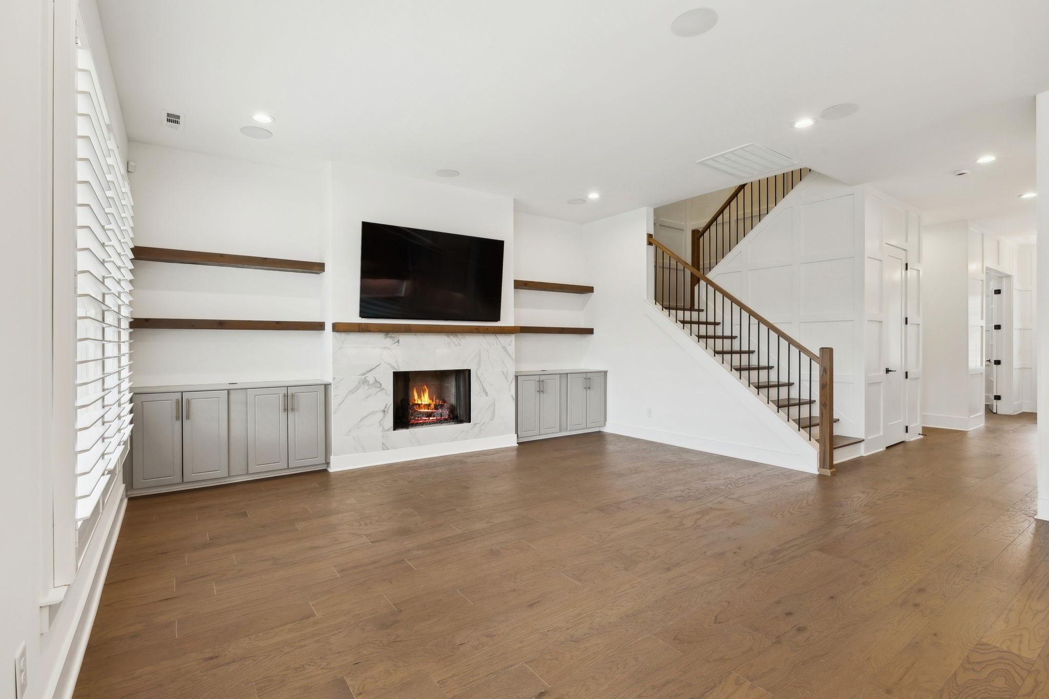 112 Shadow Springs Dr