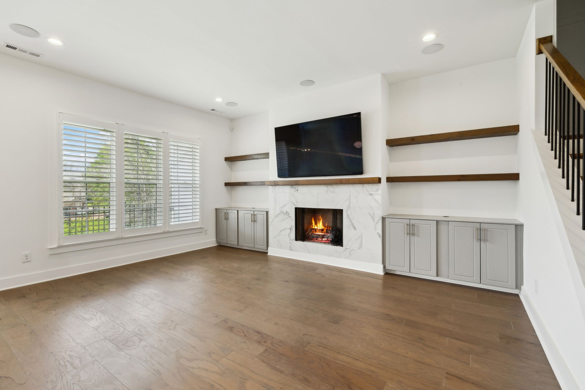 112 Shadow Springs Dr