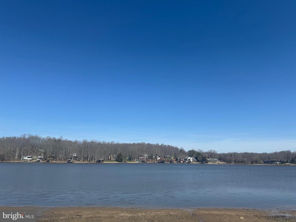 SOUTH LAKESHORE DR