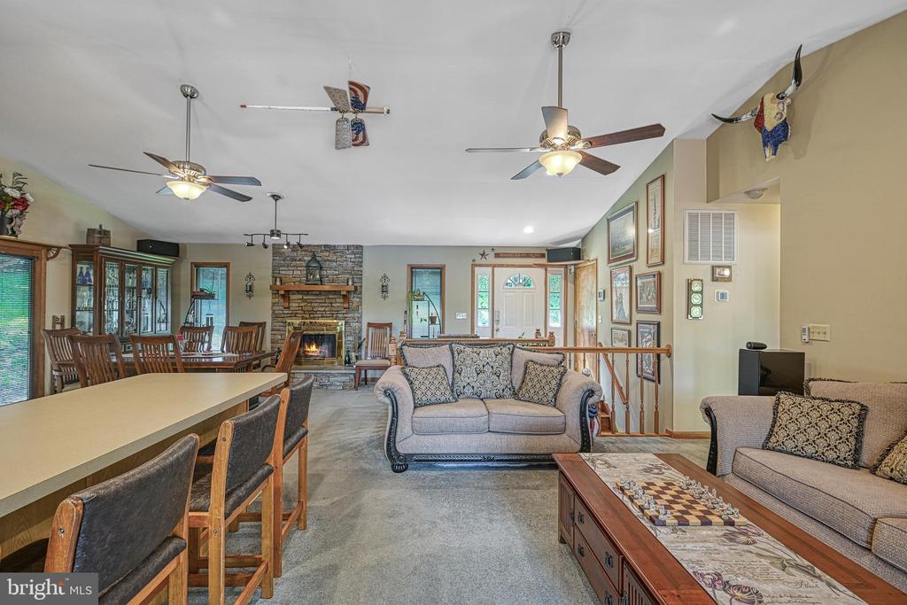 958 PINE HARBOUR