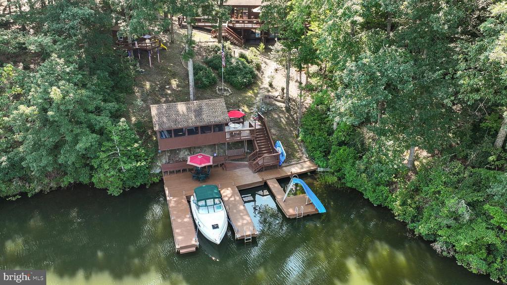 958 PINE HARBOUR