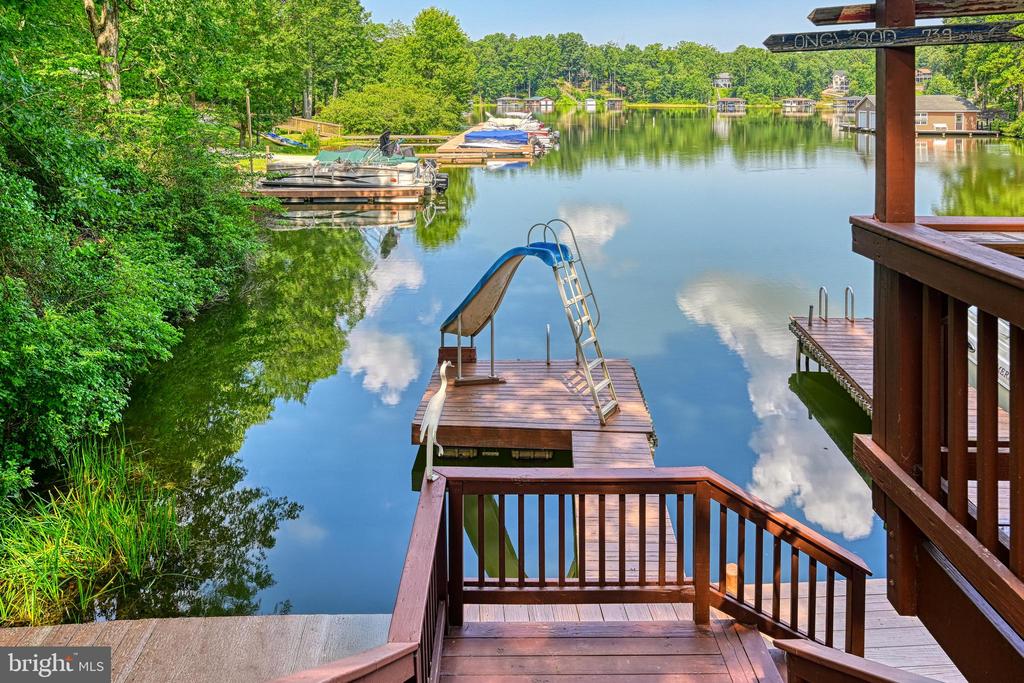 958 PINE HARBOUR