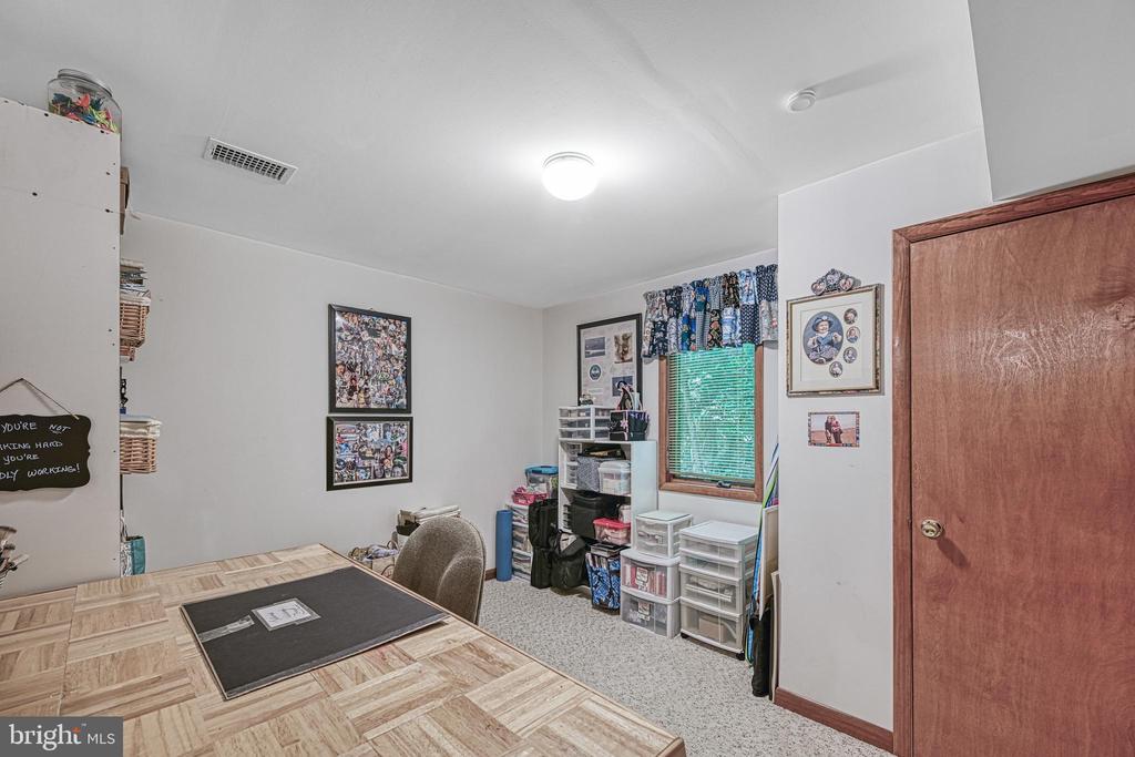 958 PINE HARBOUR