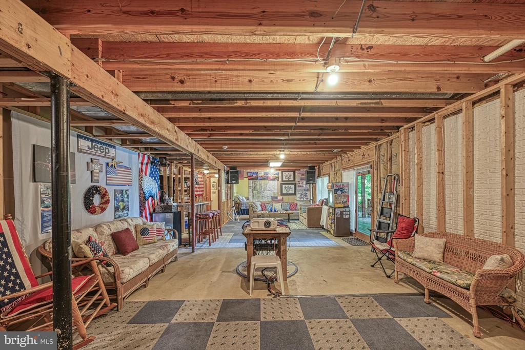 958 PINE HARBOUR