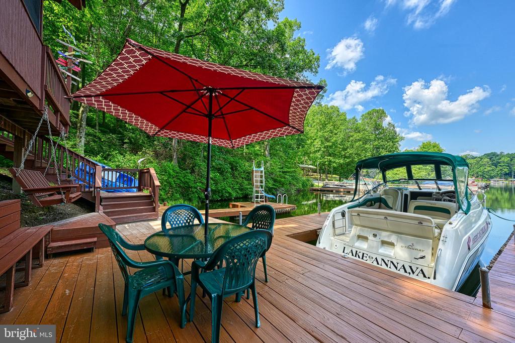 958 PINE HARBOUR