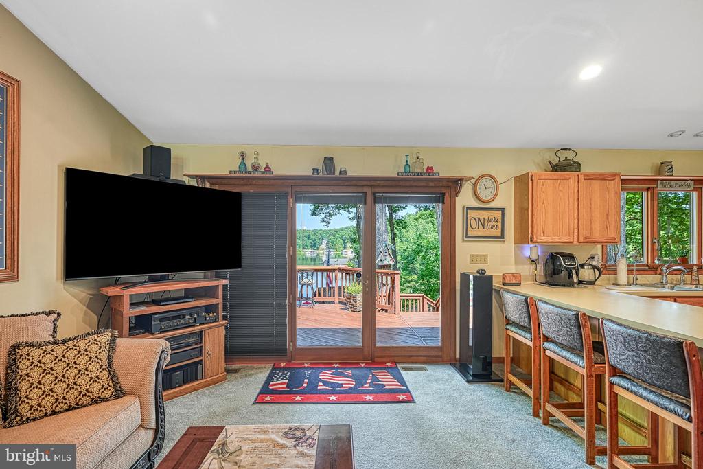 958 PINE HARBOUR