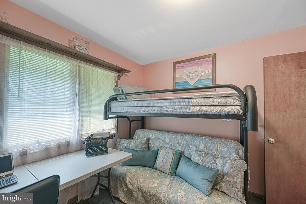 958 PINE HARBOUR