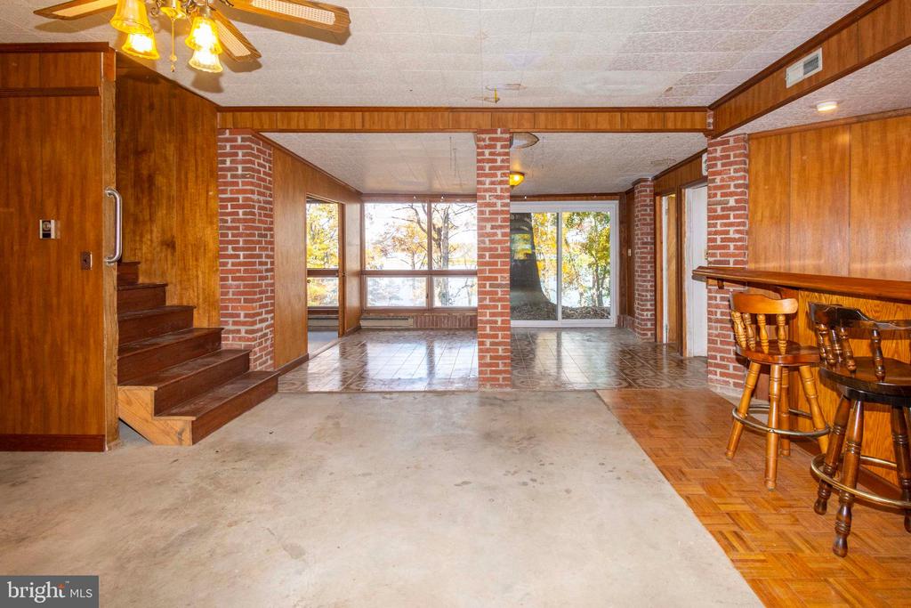 1571 MITCHELL POINT ROAD