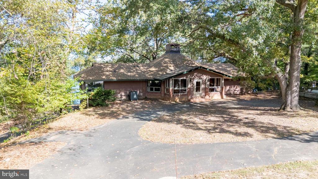 1571 MITCHELL POINT ROAD