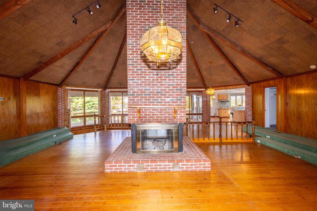 1571 MITCHELL POINT ROAD