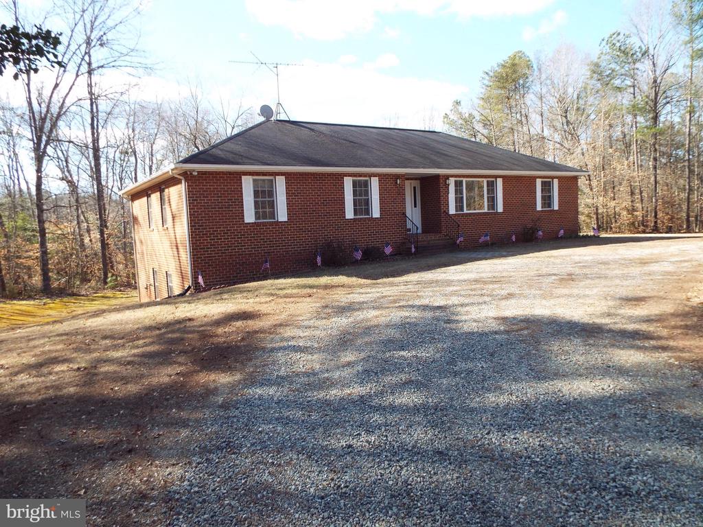 5545 YANCEYVILLE ROAD