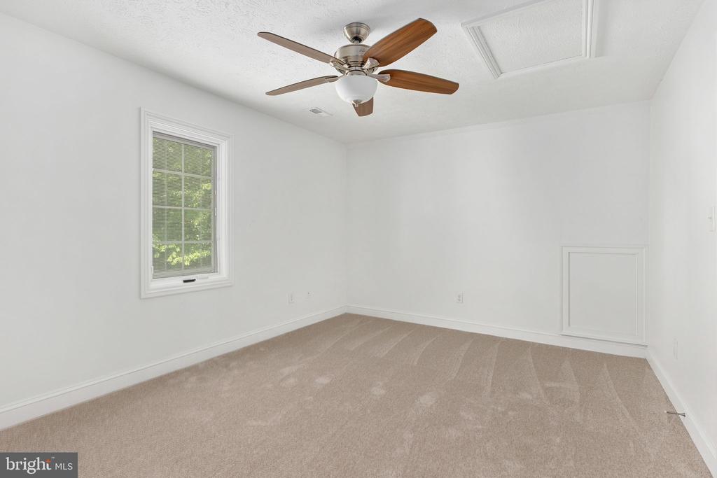 197 OAKLEIGH LANE