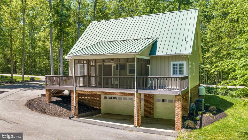 197 OAKLEIGH LANE