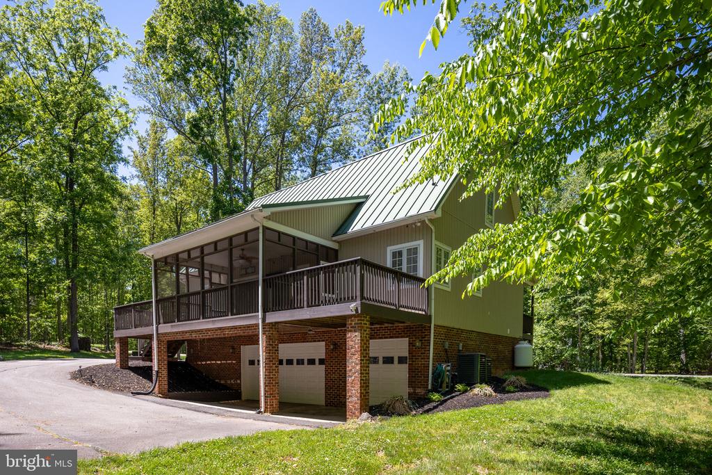 197 OAKLEIGH LANE