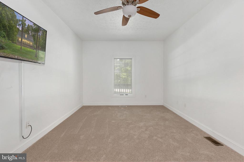 197 OAKLEIGH LANE