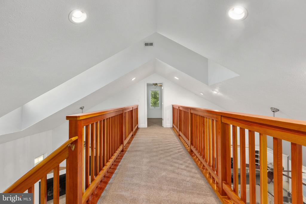 197 OAKLEIGH LANE