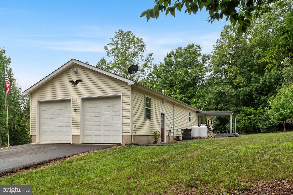 857 TALL PINES DRIVE