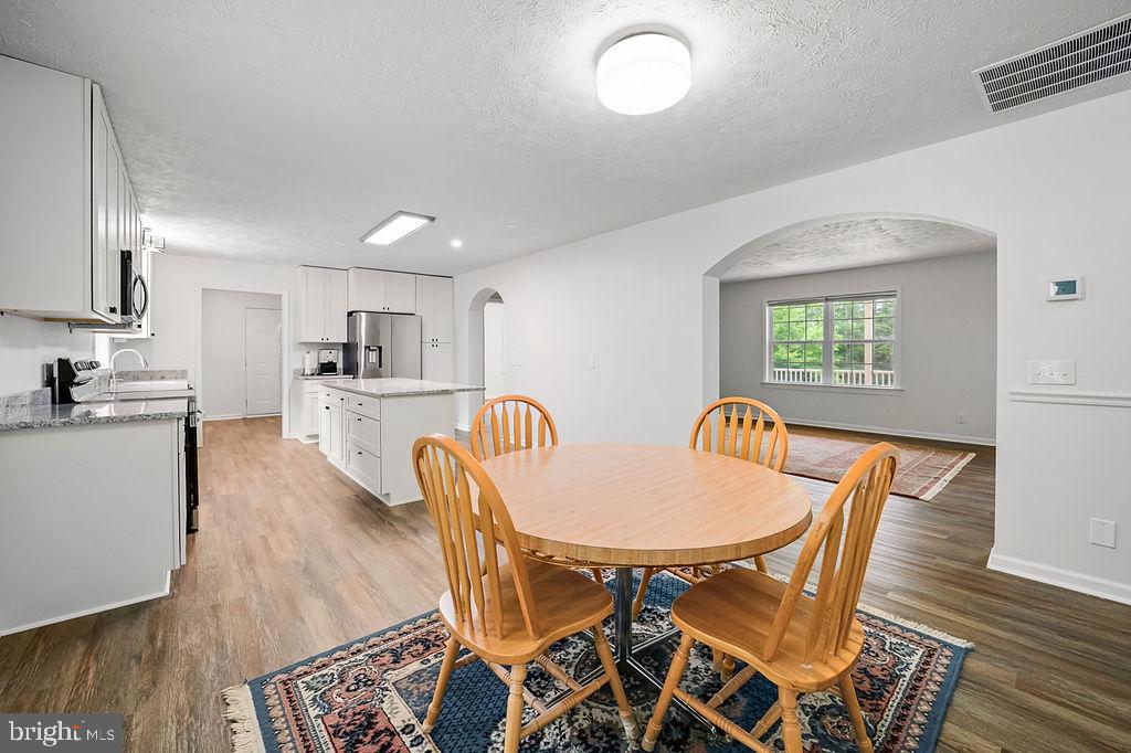 857 TALL PINES DRIVE